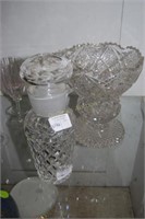 Heavy lead crystal footed vase & glass stopper