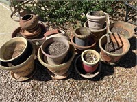 Terra-cotta, ceramic planter pots