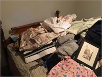 Lot of Bedding, Pillows & Clothes