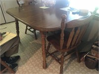 Oak Dining Table w/4 Chairs