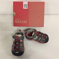 KEEN US SIZE 4 CHILD SHOES