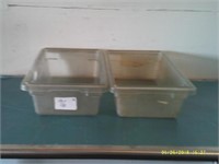 Lot of 2 Food Comtainers
