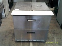Very Nice Two Drawer Refigerated Prep Working