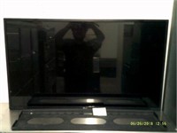 Working 43" LG TV With Wall Mount