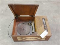 Vintage Radio w/Turntable, Approx 16"x24"x8", Work
