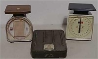 2 Postal scales, 1 utility scale