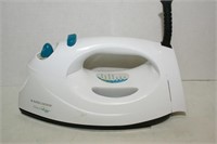 Black & Decker steam / dry iron & electric can