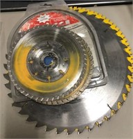 Aprox. 5 Saw Blades ( Assorted Sizes)