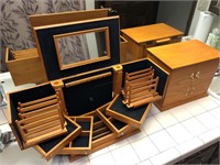 Choice: Wooden mirrored jewelry organizer case