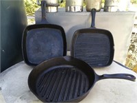 2 Wagner Ware Cast Iron Pans