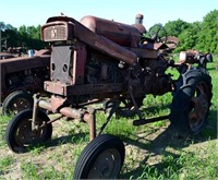 1962 Farmall 460 High-Clear LP, Low Production