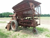 Farmall 300 gas with mounted 114A  cotton picker
