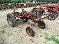 1960Farmall Cub parts tractor with fast hitch