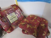 Set of 4 Rooster print chair pads;