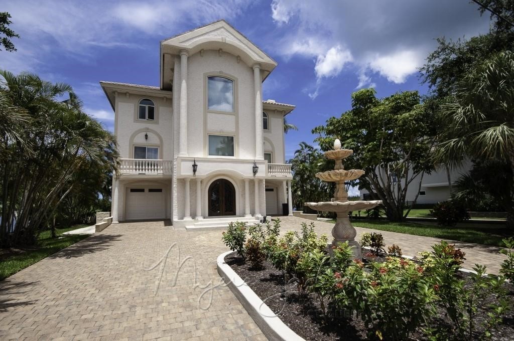 SW Florida Luxury Home
