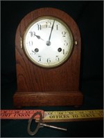 Vintage English Pendulum Mantle Clock