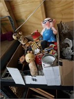 Box of pigs and miscellaneous