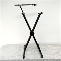 On Stage Keyboard Stand with DR Pro Mic Holder