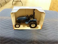 1/16 scale NH TC33D Boomer LGT Tractor