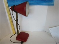 Retro red metal goose neck desk lamp; untested