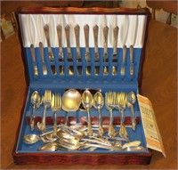 Rogers 5 piece service for 8 silverplated flatware