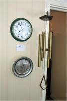 Lot, wind chimes, barometer and clock