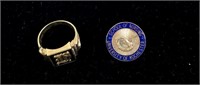 Lot, 10K gold ring and 10K University of Rochester