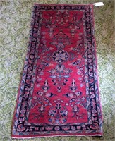 2'6" x 5'4" Oriental rug