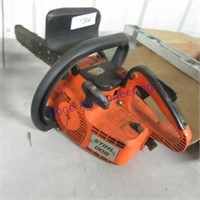 STIHL 009 chain saw