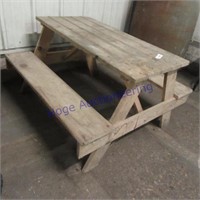 Childs picnic table