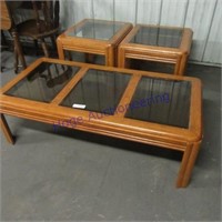 Coffee table & 2 end tables w/glass top