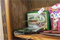 JOHN DEERE LUNCHBOX - AND CARDS
