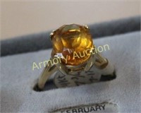 SIZE 8 14KT GOLD RING WITH ORANGE CALCITE STONE?