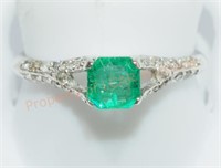 14 K White Gold Emerald Diamond Ring