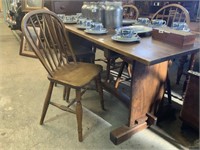 OAK PLANK TOP TABLE AND 4 WINDSOR CHAIRS