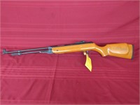 Unknown make pellet rifle. .177cal