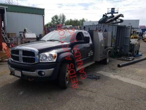 2009 RAM 5500  DIESEL WELDING TRUCK WITH ONLY 70,000 KMS