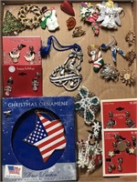 Christmas, holiday pins