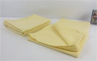 4 nappes commerciales 37x37po table cloths
