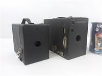 2 appareil photo Kodak Brownie dont no:26 camera