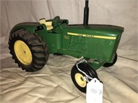 John Deere 5020