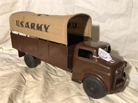 Lumar toys US Army truck