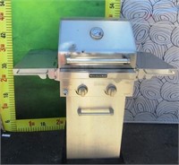 11 - KITCHENAID  STAINLESS STEEL BARBEQUE