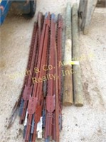 30-6' Steel T Posts & 2 Wood Posts