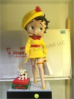 "BETTY BOOP" PORCELINE COLLECTOR DOLL WITH BOX