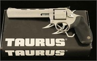 Taurus Tracker .17 HMR SN: FX688684