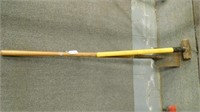 Sand Shovel & Fiber Glass Handled Sledge Hammer