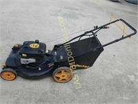 Poulan Pro self-propelled lawn mower