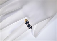 14kt GOLD BLUE SAPPHIRE RING  SIZE 7
