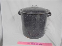 Enamel Ware Pot with Lid